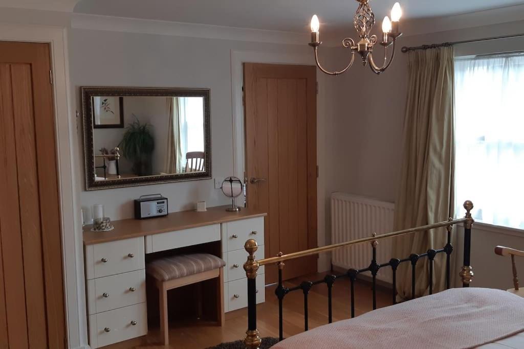 Pinewood Cotage - Country Walks And Relaxation Villa Blairgowrie and Rattray Buitenkant foto
